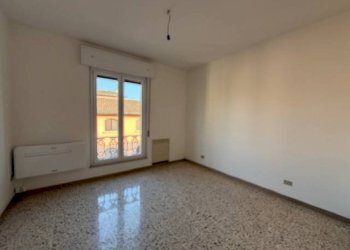 Camera da letto - Appartamento via Augusto Righi, 12, Bologna (zona Irnerio) - foto 4