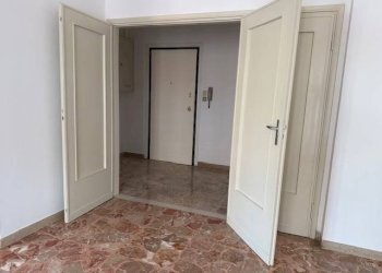 Ingresso - Appartamento via Augusto Righi, 12, Bologna (zona Irnerio) - foto 15