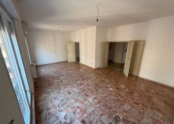 Cucina - Appartamento via Augusto Righi, 12, Bologna (zona Irnerio) - foto 22