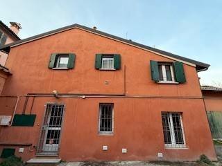 Facciata - Quadrilocale vicolo Bolognetti, 4, Bologna (zona San Vitale) - foto 3