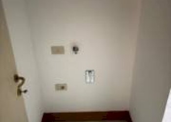 Ripostiglio - Quadrilocale vicolo Bolognetti, 4, Bologna (zona San Vitale) - foto 10