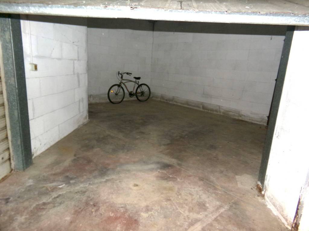 Box auto - Box via dei Tigli, 47B, Anzio - foto 3