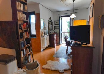 Soggiorno - Bilocale via Giangirone, 7, Roburent - foto 2