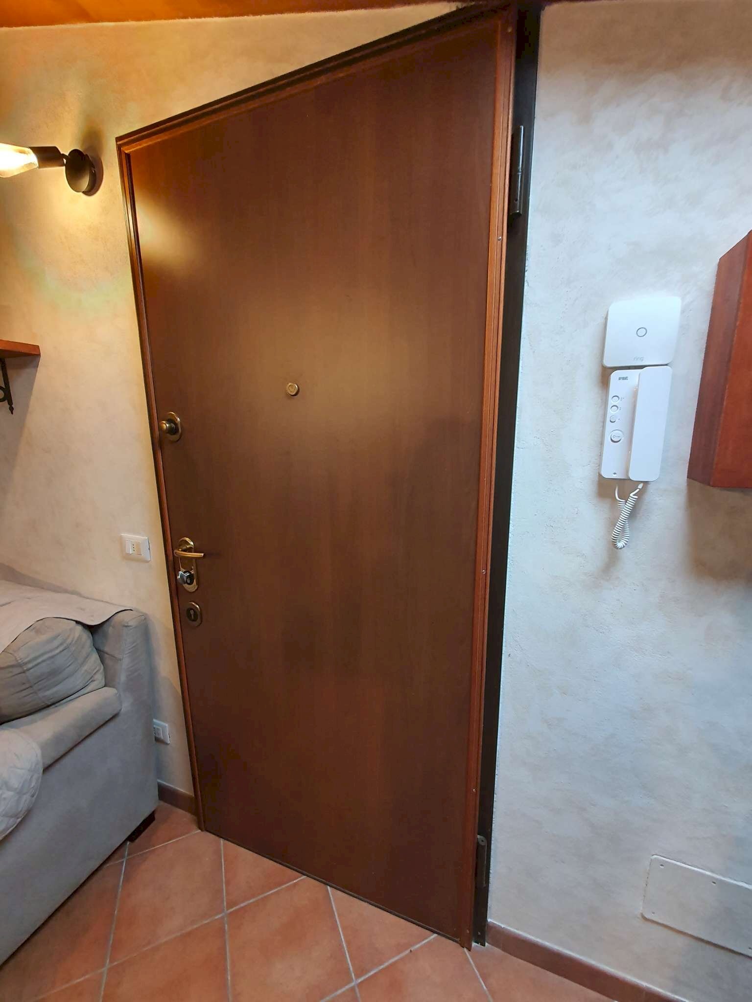 ingresso - Bilocale largo fontanili, Caselle Lurani - foto 2