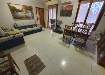 soggiorno - Three-room apartment via Mascherpa, Paullo - photo 5