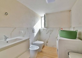 Bagno - Villa a Schiera via Cristoforo Colombo, Barzanò - foto 28