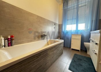 Bagno - Apartment Via Virgilio
 
129, Trapani - photo 23