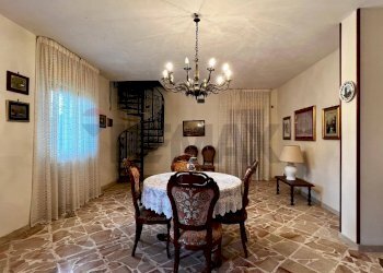 Sala da pranzo - Villa via sp1
 
km 12, Monreale - photo 23