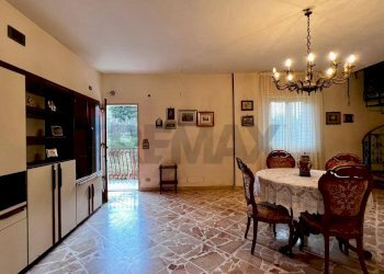 Sala da pranzo - Villa via sp1
 
km 12, Monreale - photo 26