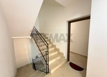 Scale - Quadrilocale Via Pietro Sbacchi
 
157, Cinisi - foto 5