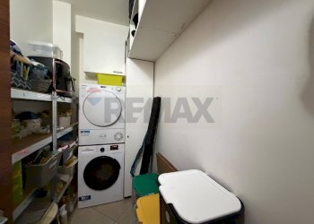 Lavanderia - Quadrilocale Via Pietro Sbacchi
 
157, Cinisi - foto 12