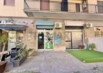 Edificio all\'aperto - Locale Commerciale Via Pitrè
2B, Palermo - foto 2