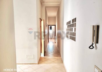 Hall / corridoio - Trilocale Via Antonio Furitano
 
9, Palermo - foto 1