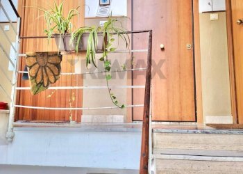 Scale - Trilocale Via Antonio Furitano
 
9, Palermo - foto 4