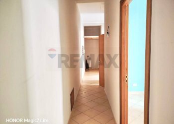 Hall / corridoio - Trilocale Via Antonio Furitano
 
9, Palermo - foto 6