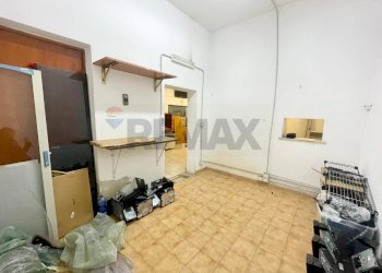 Dispensa di stoccaggio - Laboratory Via Tasca Lanza
 
22, Palermo - photo 10