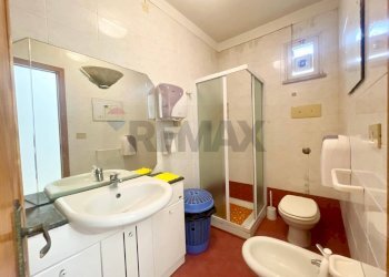 Bagno - Laboratory Via Tasca Lanza
 
22, Palermo - photo 19