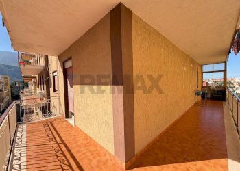 Balcone - Appartamento Via Giuseppe Giusti
 
20, Carini - foto 2