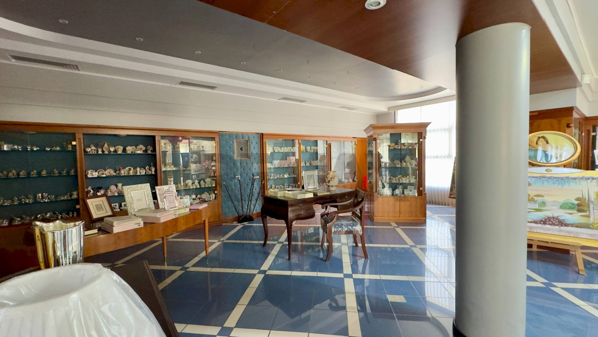 Sala da pranzo - Commercial Premises Via Don Luigi Sturzo
 
224, Carini - photo 3