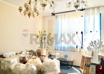 Soggiorno - Commercial Premises Via Don Luigi Sturzo
224, Carini - photo 20