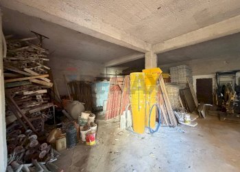 Dispensa di stoccaggio - Magazzino Via Giuseppe Giusti
 
20, Carini - foto 3