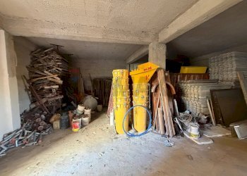 Dispensa di stoccaggio - Magazzino Via Giuseppe Giusti
 
20, Carini - foto 7