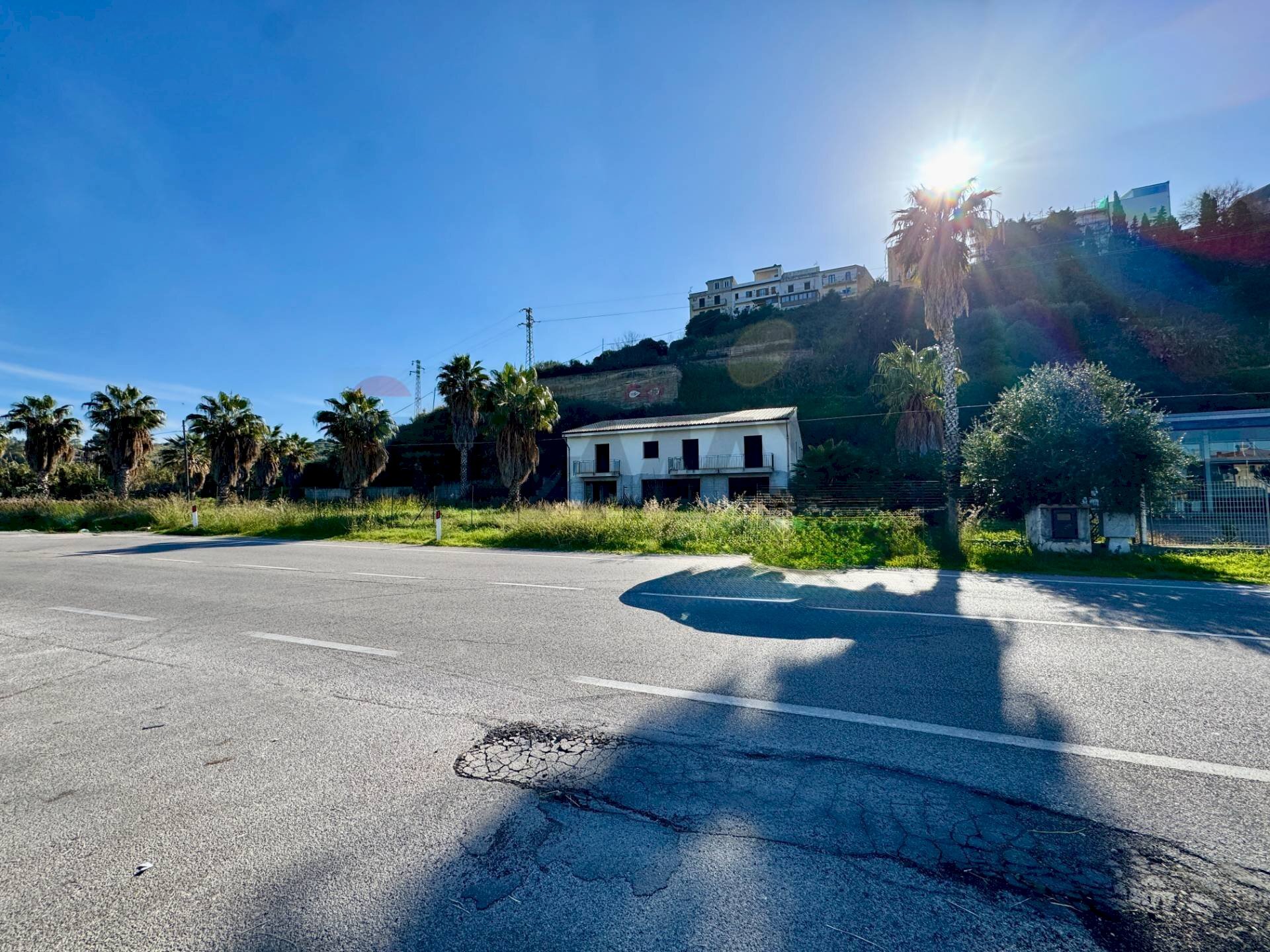 edificio - Stabile - Palazzo S.S. 113 KM 199
 
snc, Campofelice di Roccella - foto 1