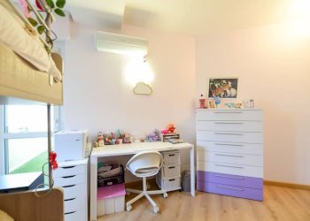 Camera da letto - Four-room apartment via Galbiate, 2, Garlate - photo 21