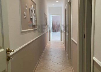 Hall / corridoio - Villa Via delle Mandorle
 
29, Valderice - photo 19