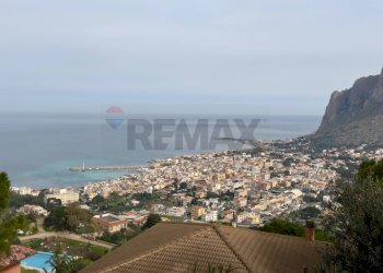 Vista dell\'acqua - Villa via Piero della Francesca
 
58, Palermo - foto 3