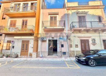 Edificio all\'aperto - Locale Commerciale Terrasini - foto 2