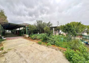 Giardino - Villa a Schiera Via Capinere
 
14/B, Carini - foto 4