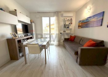 Sala da pranzo - Bilocale via Dante Alighieri
 
15, Cadorago - foto 1