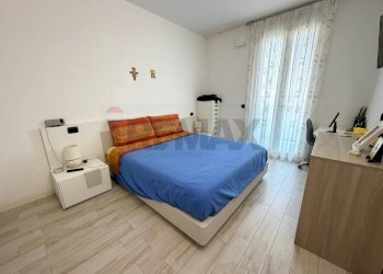 Camera / camera da letto - Bilocale via Dante Alighieri
 
15, Cadorago - foto 6