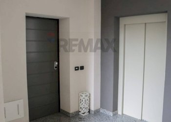 Stanza vuota - Bilocale via Dante Alighieri
 
15, Cadorago - foto 12