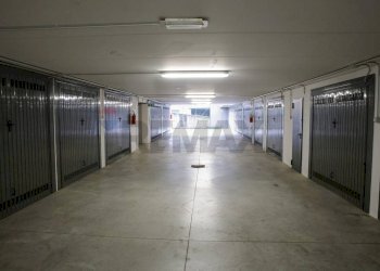 Parcheggio - Bilocale via Dante Alighieri
 
15, Cadorago - foto 14