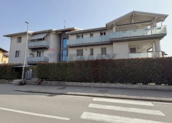 Edificio all\'aperto - Bilocale via Dante Alighieri
 
15, Cadorago - foto 22