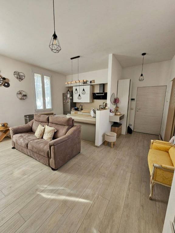 Salone - Bilocale via Sabotino, Bologna (zona Saffi) - foto 1