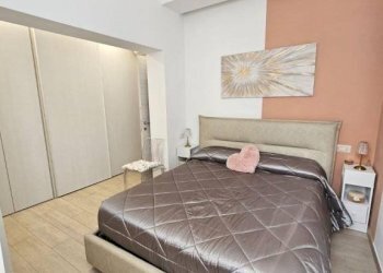 Camera da letto - Bilocale via Sabotino, Bologna (zona Saffi) - foto 14