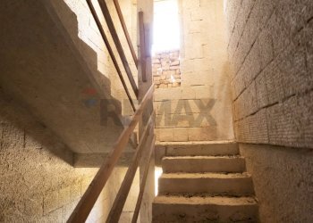 Scale - Villa Casteldaccia - photo 17