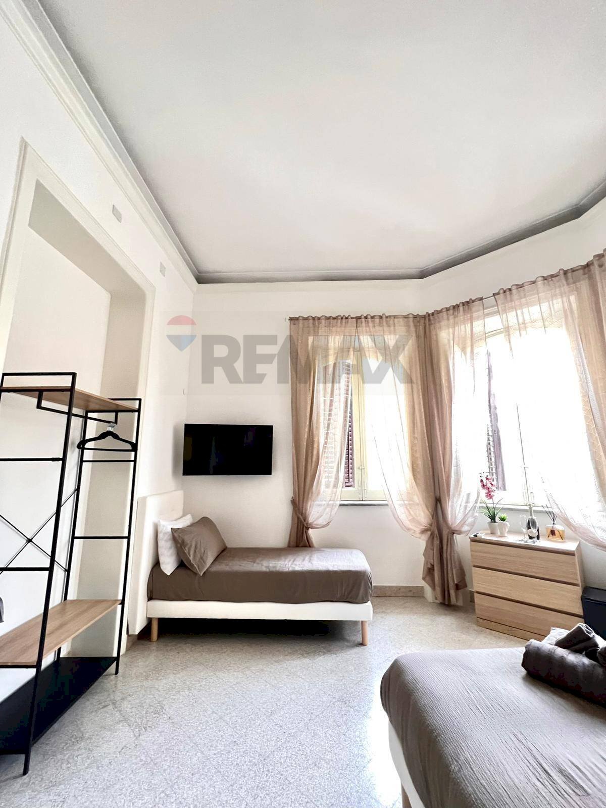 Camera / camera da letto - Commercial Activity Via Domenico Costantino
 
26, Palermo - photo 1