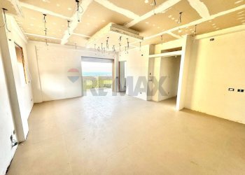 Stanza vuota - Quadrilocale Via Dolomiti
 
11, Carini - foto 2