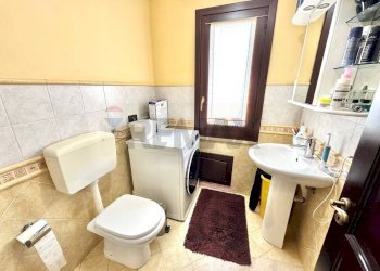 Bagno - Quadrilocale Via Dolomiti
 
11, Carini - foto 13