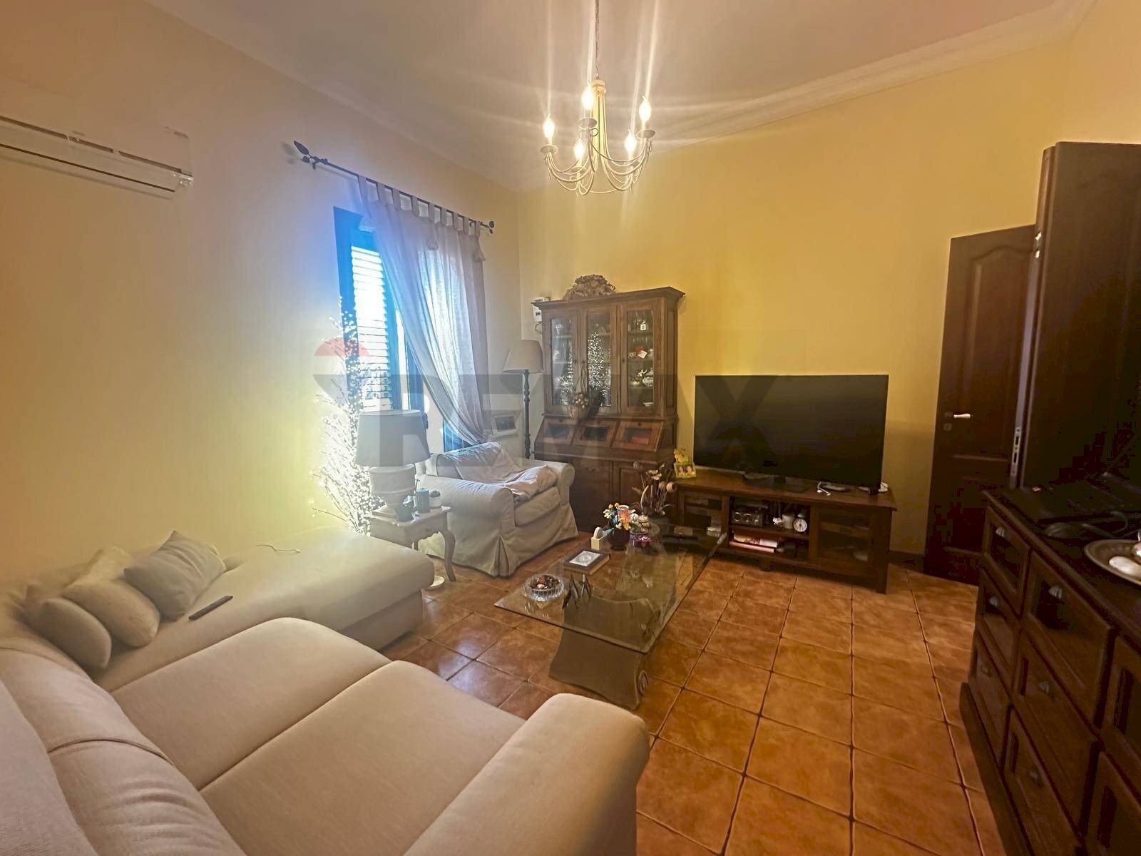 Soggiorno - Trilocale Via Giovan Battista Siragusa
 
4, Palermo - foto 3