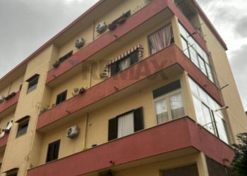 Edificio all\'aperto - Trilocale Via Giovan Battista Siragusa
 
4, Palermo - foto 1