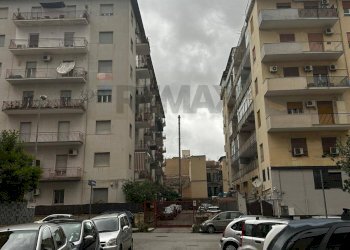 Edificio all\'aperto - Trilocale Via Giovan Battista Siragusa
 
4, Palermo - foto 28