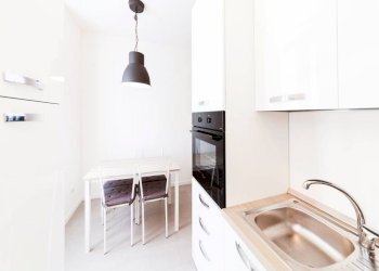 Cucina - Trilocale piazza Santa Maria del Suffragio, 3, Milano - foto 3