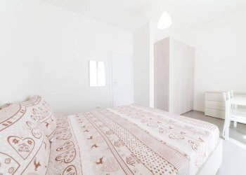 Camera da letto - Trilocale piazza Santa Maria del Suffragio, 3, Milano - foto 14