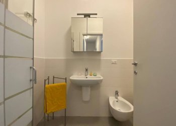 Bagno - Trilocale piazza Santa Maria del Suffragio, 3, Milano - foto 17
