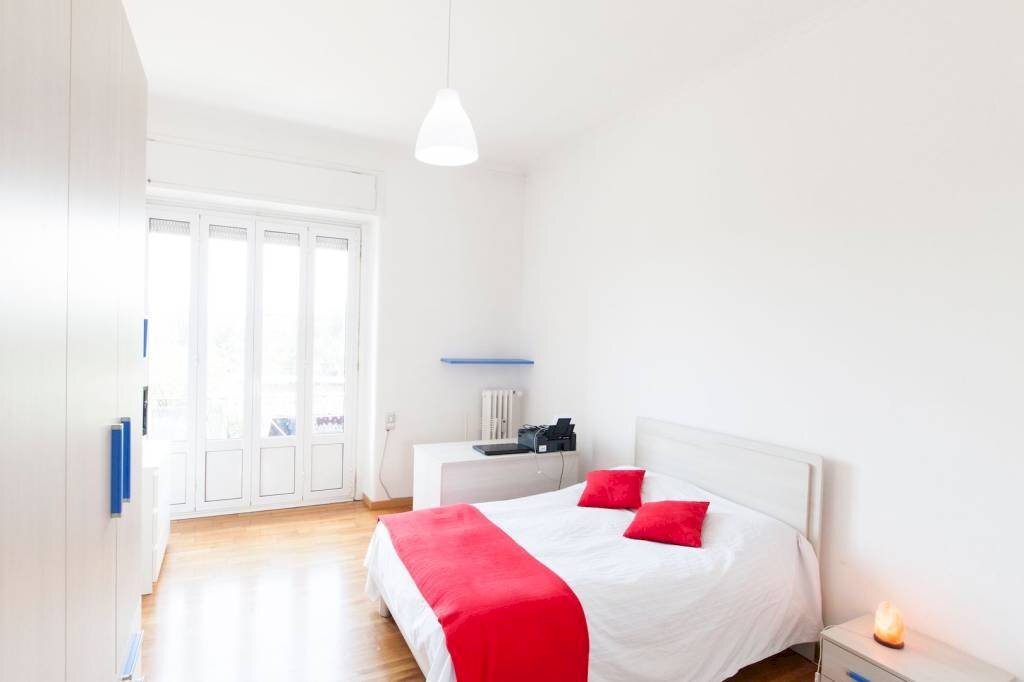 Camera da letto - Terreno non edificabile viale Cassala, 11, Milano - foto 2